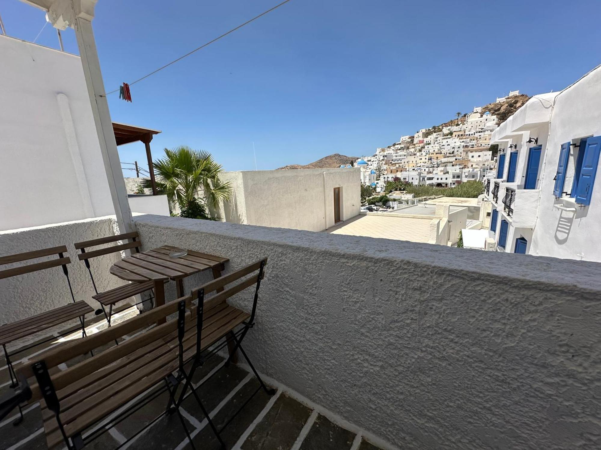 Aphrodite Hotel & Apartments Chora  Exterior photo